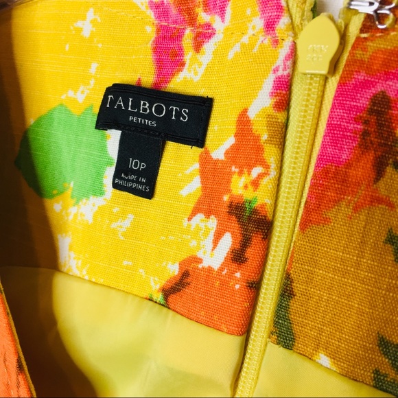 Retro Shift Floral Midi Dress - Picture 6 of 11